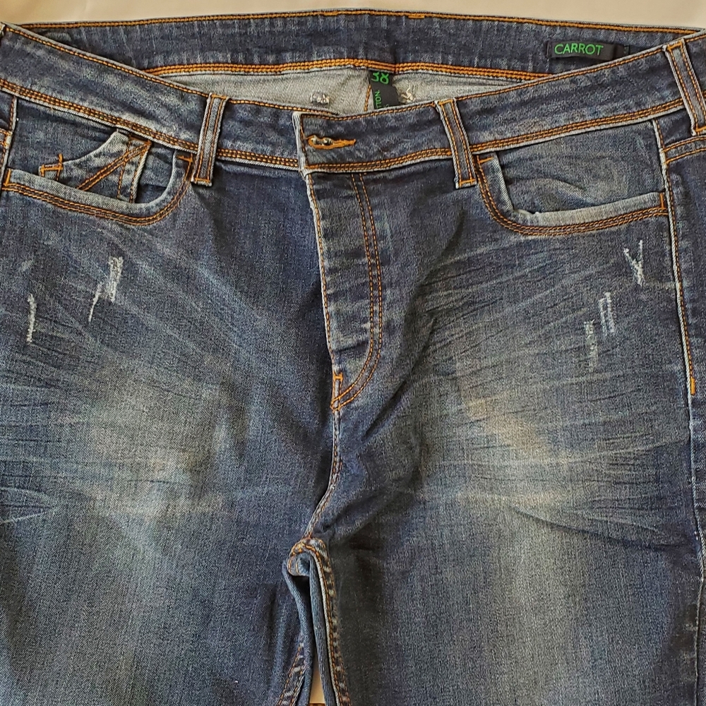 UNITED COLORS OF BENETTON